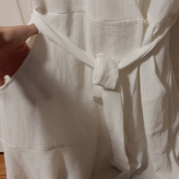 White summer wrap dress - Picture 4 of 4